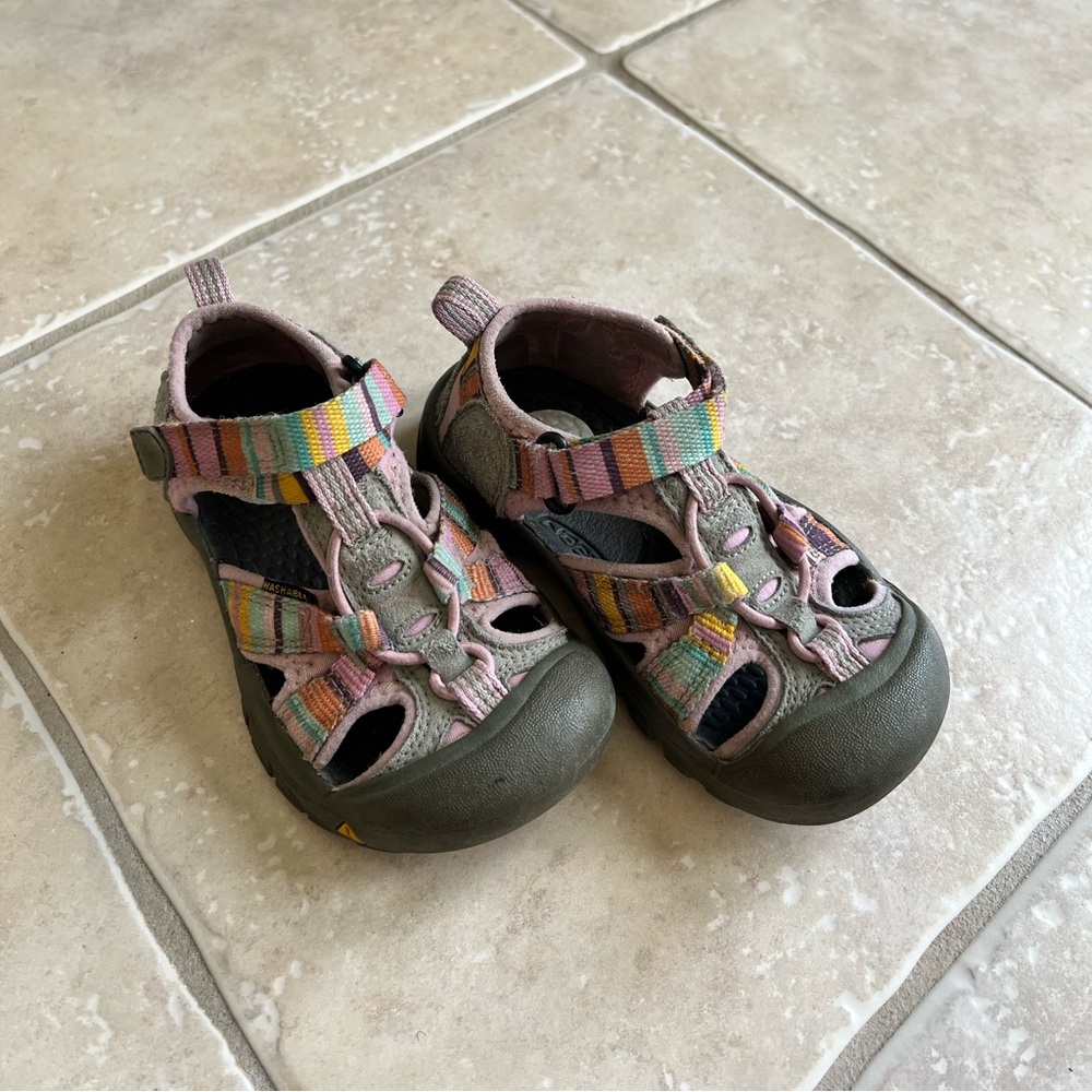 Keen Sandals - Picture 3 of 3